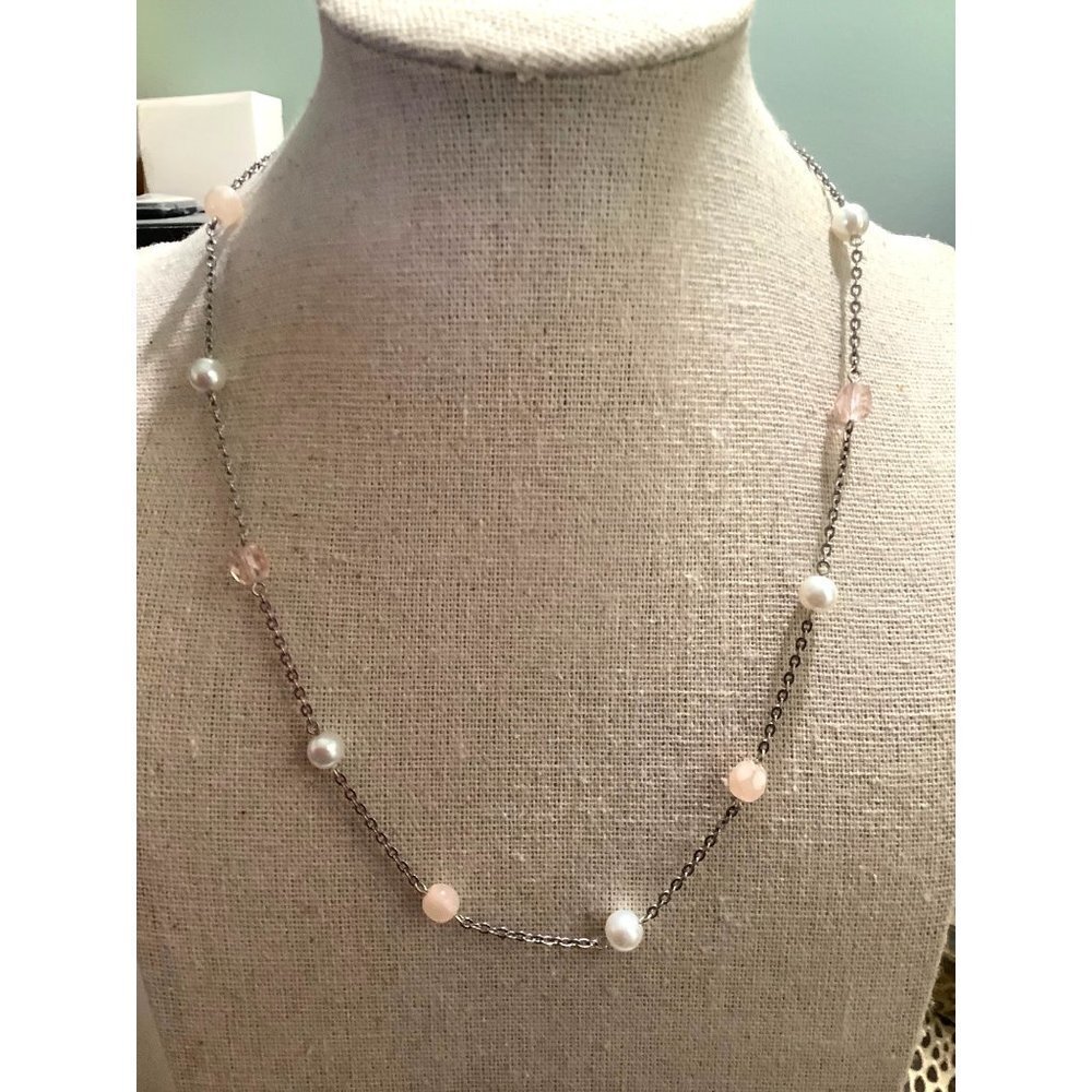 Kim Rodgers Pearl And Crystal Necklace -- NEW-- 18"